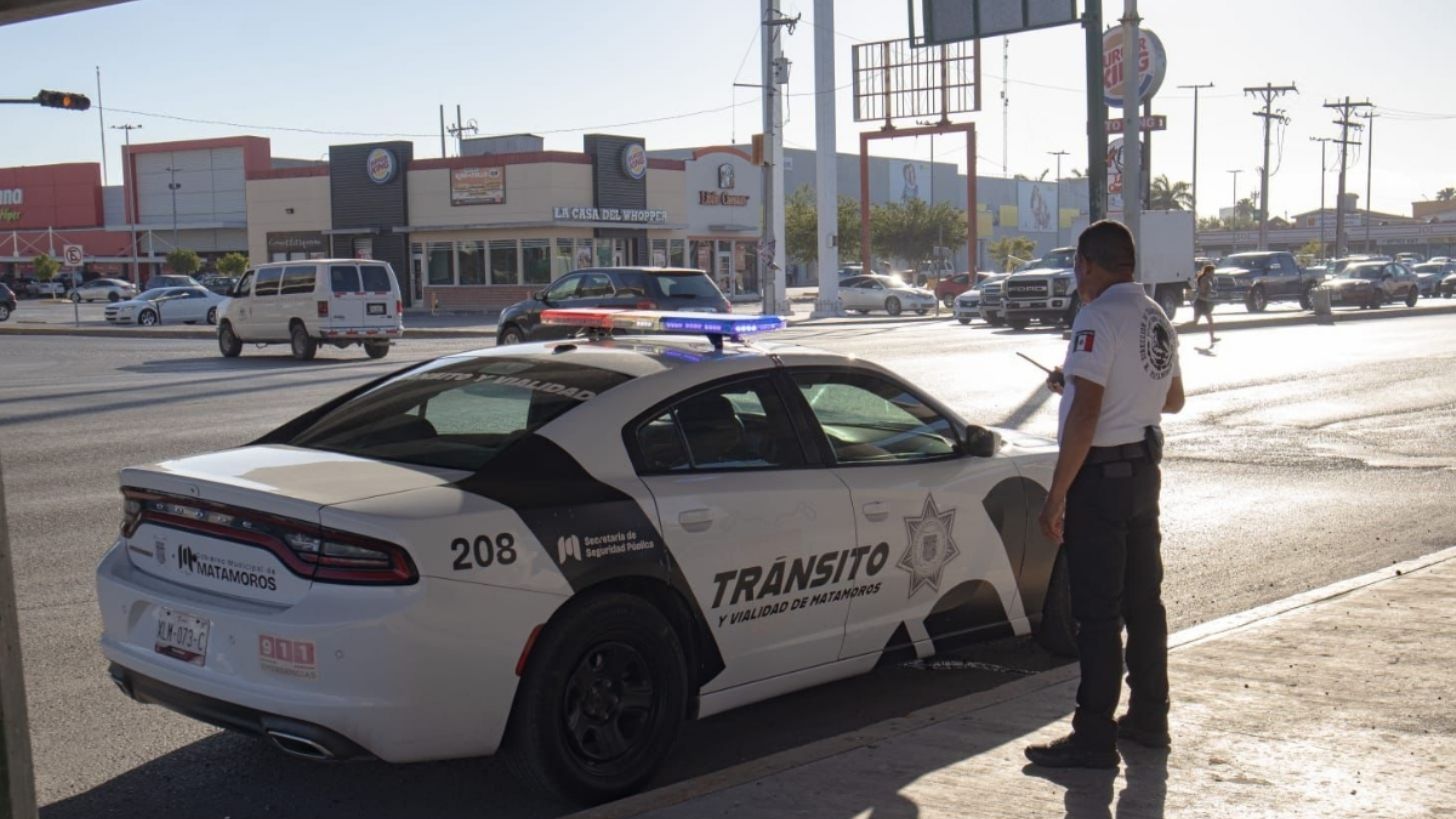 Alcalde de Matamoros sorprende a policías extorsionando a ciudadanos: así reaccionó