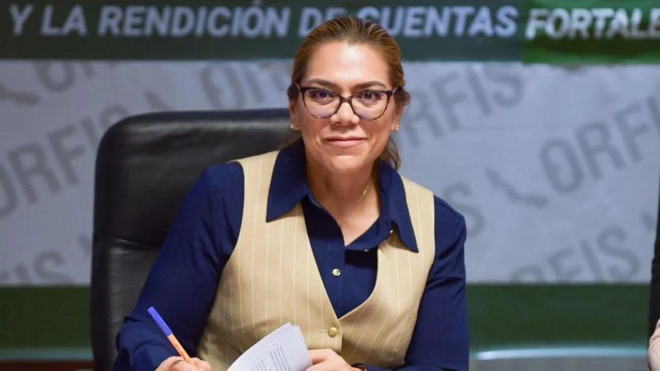 Fiscal de Veracruz Lisbeth Jiménez acredita examen de Control y Confianza