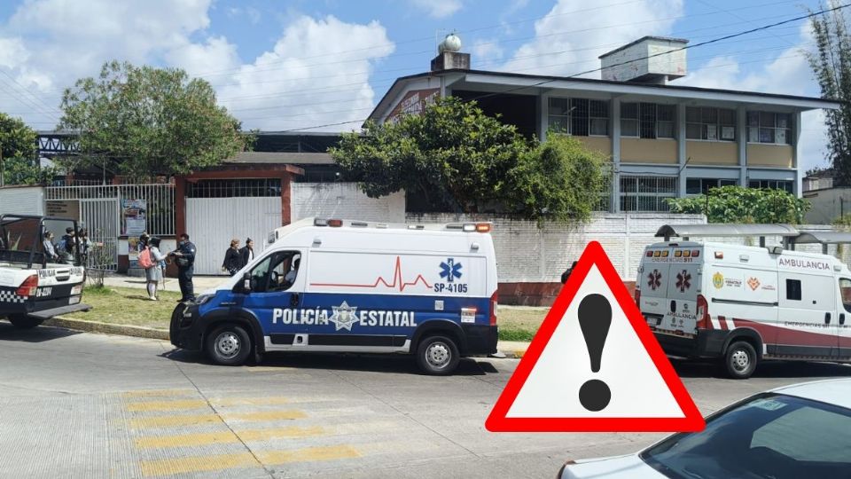 Evacuan telesecundaria de Banderilla por olor a químico; alumnos presentan síntomas de intoxicación