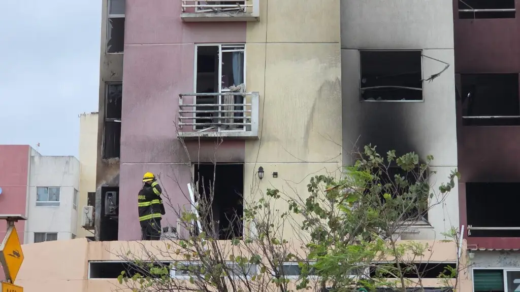 Cuatro menores de edad resultan lesionados por explosión en edificio de Veracruz