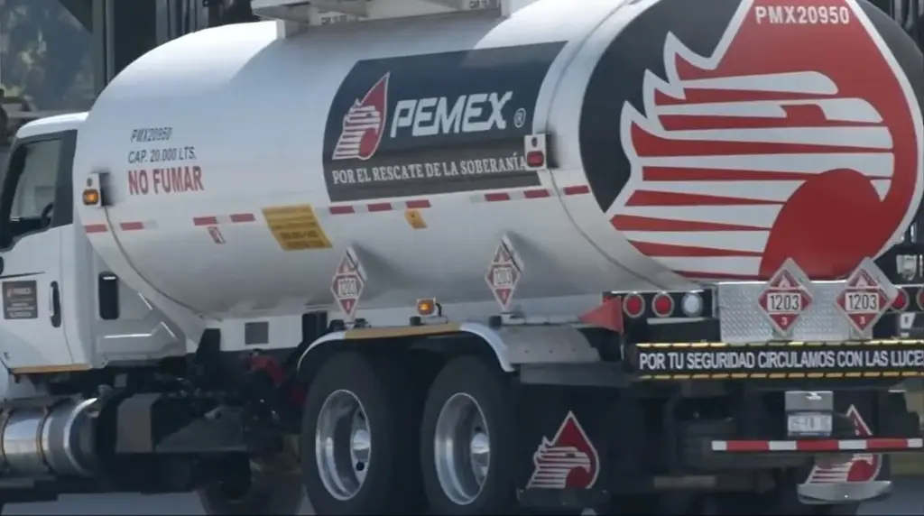 Revelan que ex estrella del fútbol mexicano es millonario contratista de Pemex