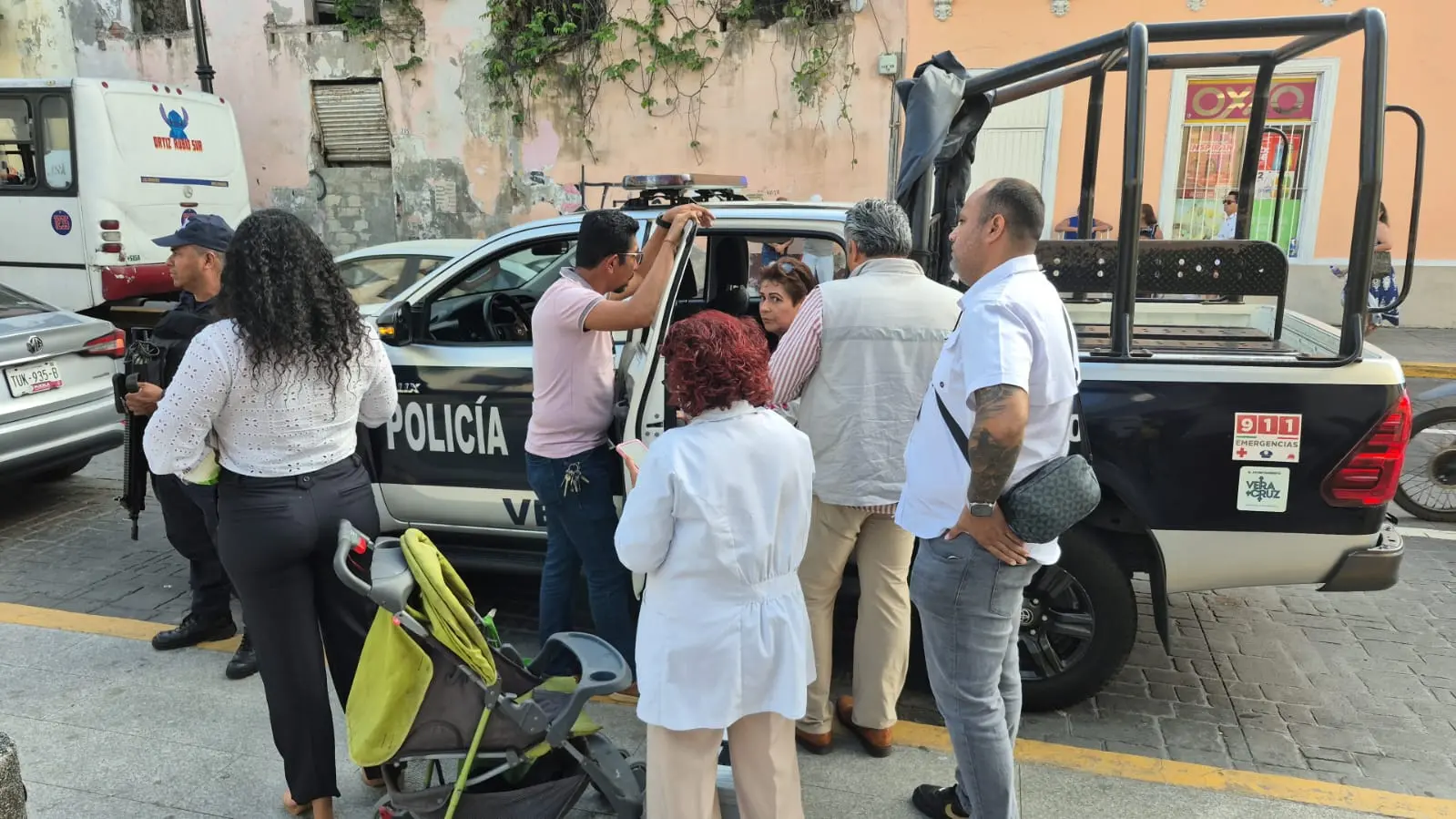 Rescatan a bebé de padres presuntamente drogados