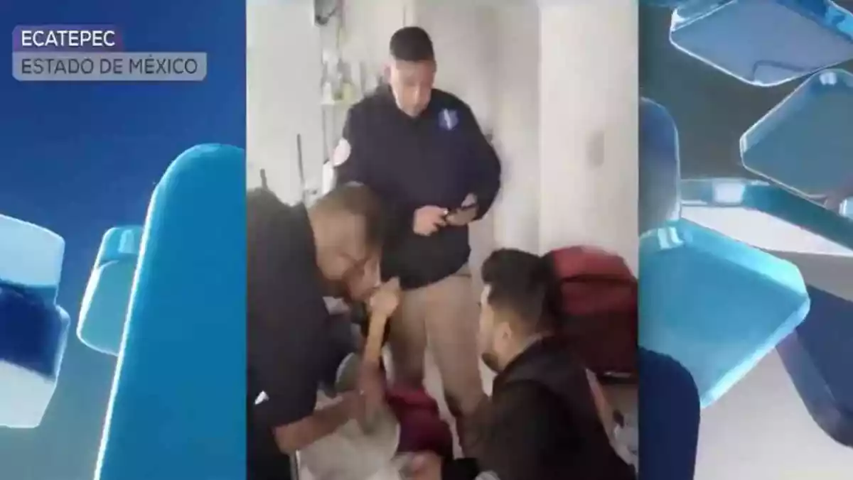 Rescatan a abuelita de 70 años en Ecatepec encerrada con chapa electrónica