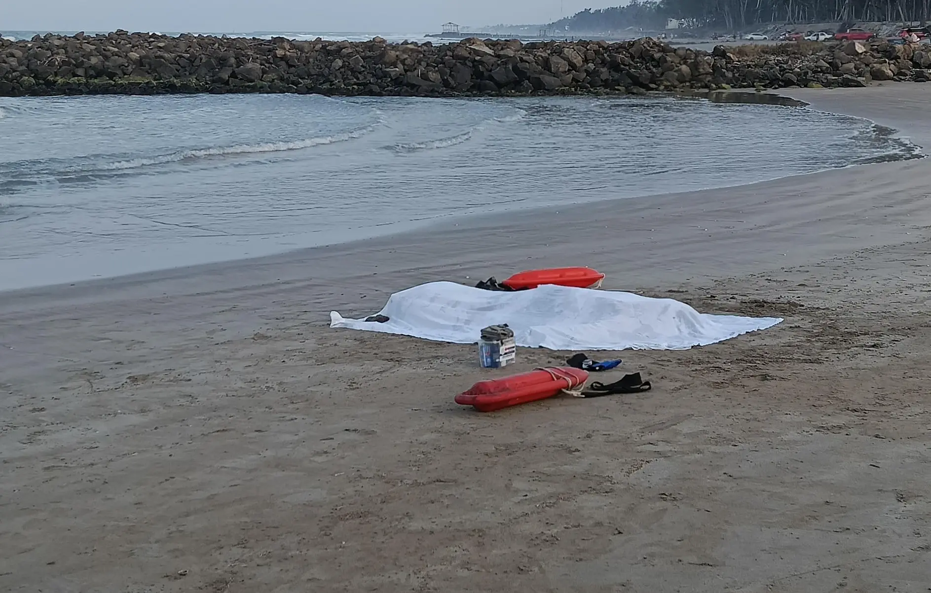 Estudiante de la UV muere ahogado en playa de Tuxpan
