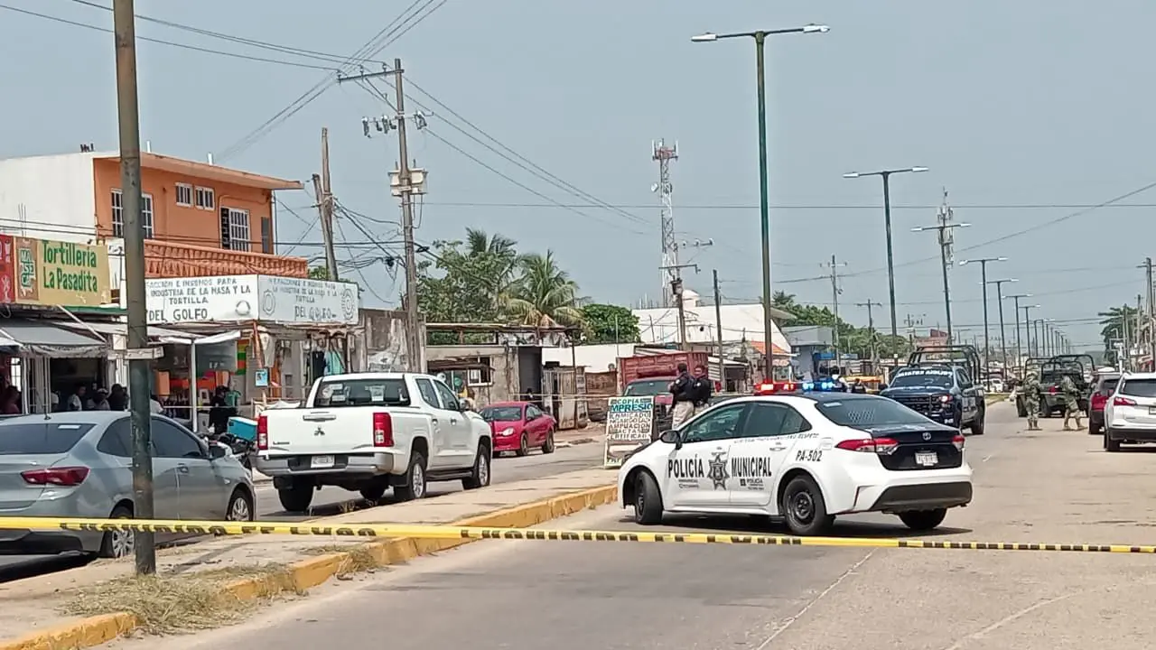 Asesinan a chatarrero al salir de negocio en Coatzacoalcos