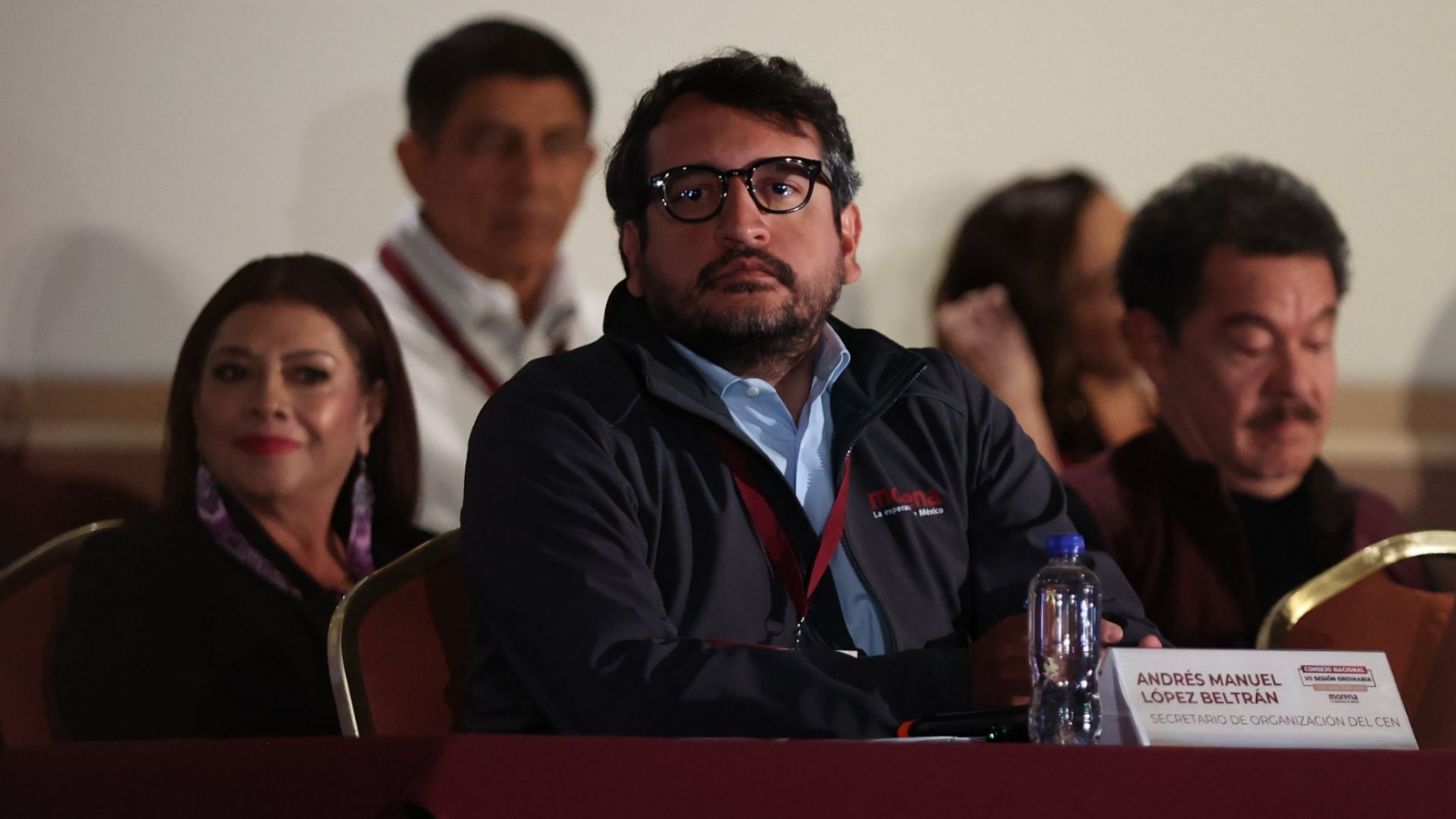 Andrés Manuel López Beltrán renuncia como secretario de Organización de Morena para buscar diputación en Tabasco