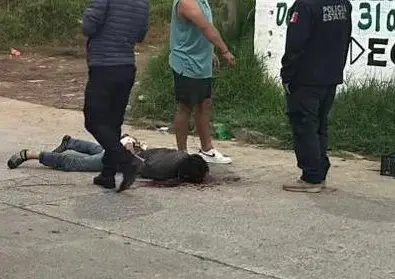 Vecinos casi linchan a ladrón que macheteó a un hombre en Banderilla