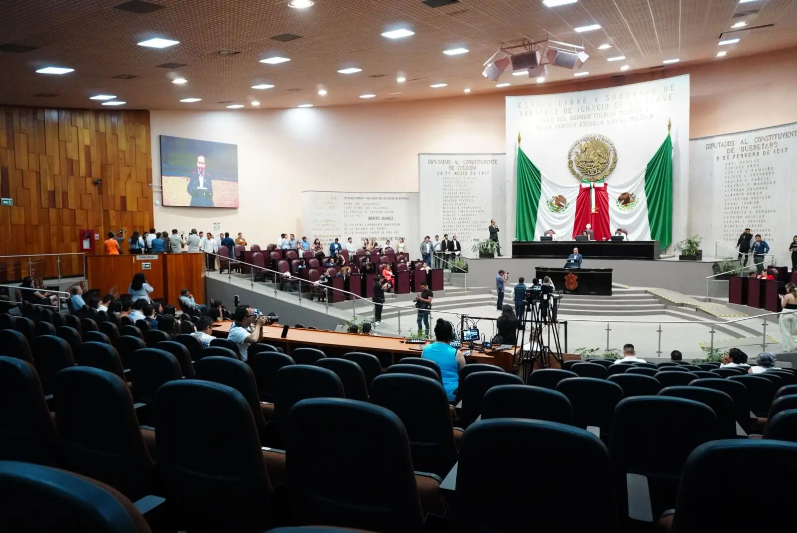 Morena prohibiría reelección y nepotismo en Veracruz… hasta 2030