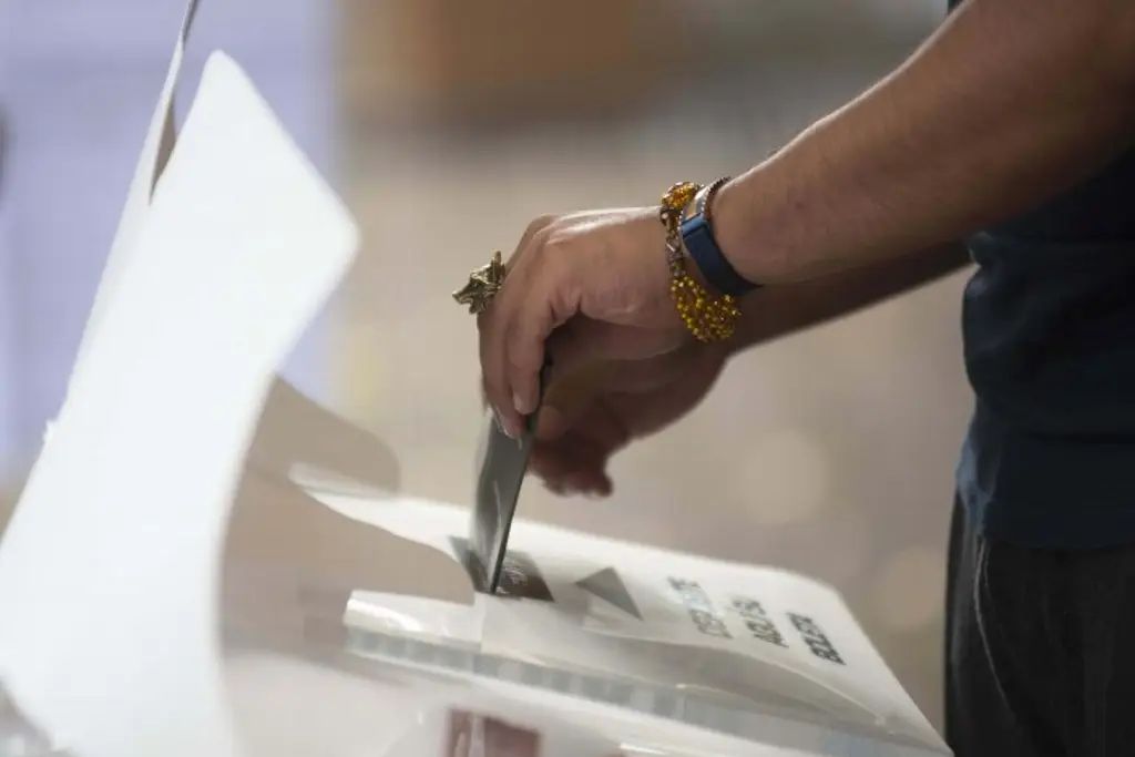 Arrasa PRI en Coahuila. Esto informa el PREP