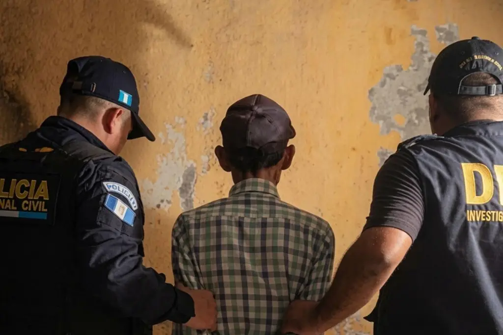 Detienen a padre que practicó cesárea a su hija