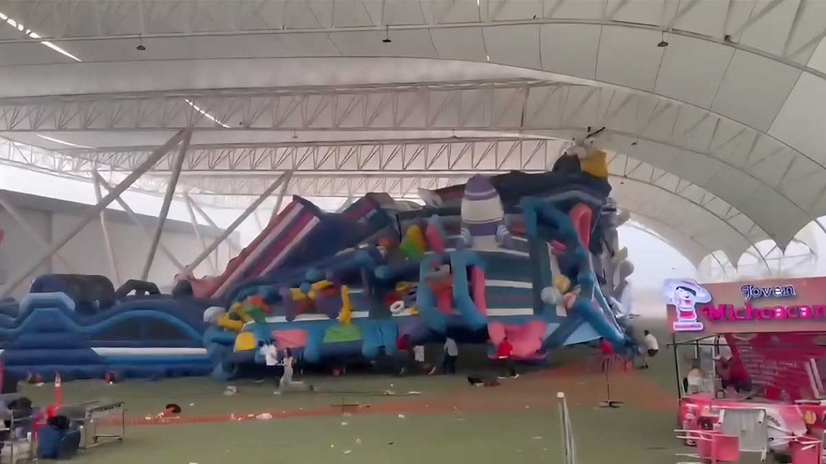 Fuertes ráfagas de viento levantan inflable en Torreón, Coahuila; hay 10 niños lesionados