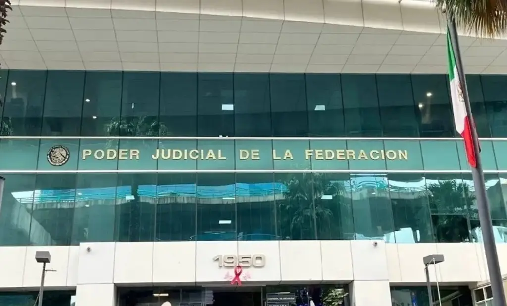 Denuncian despido masivo de trabajadores del Instituto Federal de Defensoría Pública