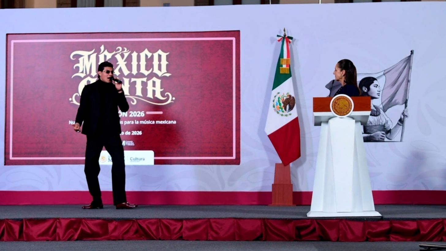 “El Bogueto” canta “Mi Barrio” desde Palacio Nacional y manda un emotivo mensaje a participantes de México Canta