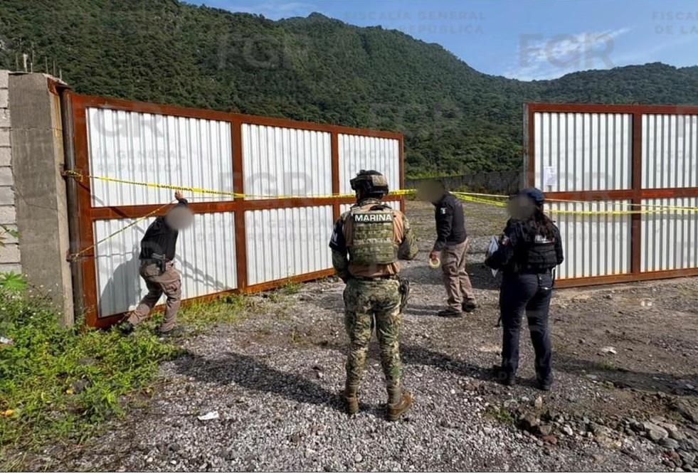 FGR asegura 33 mil litros de hidrocarburo en Río Blanco