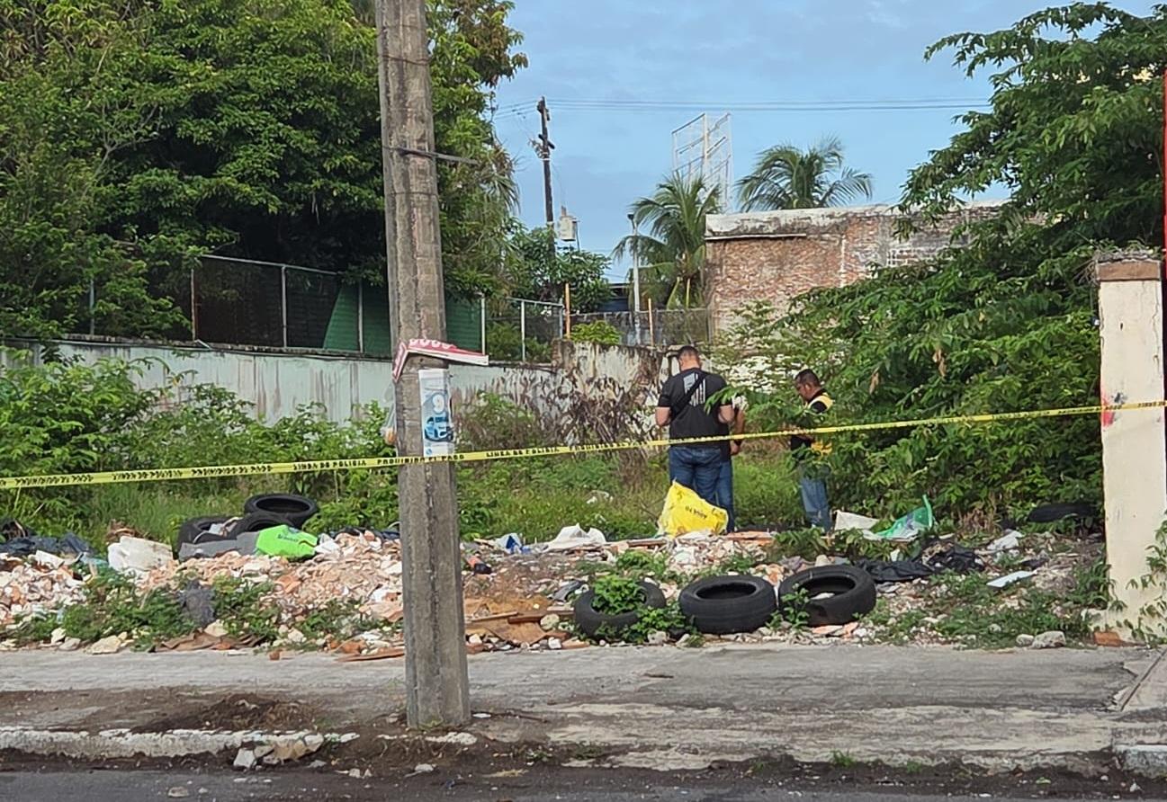 Hallan cuerpo en terreno baldío del centro de Veracruz