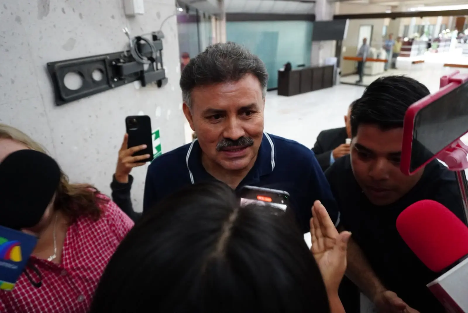 Acusaciones de fiscalía son falsas: defensa de alcalde de Ixhuatlán