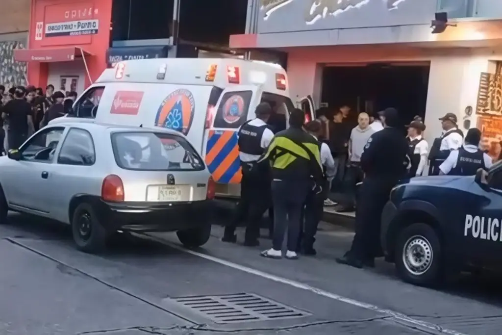 Presunta intoxicación en bar de Orizaba moviliza a cuerpos de emergencia; esto ocurrió