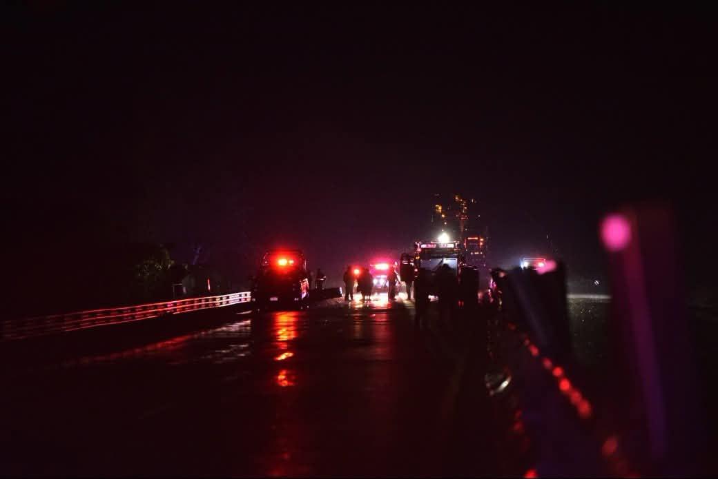 Muere policía de SSPC arrollado por una pipa en Acayucan