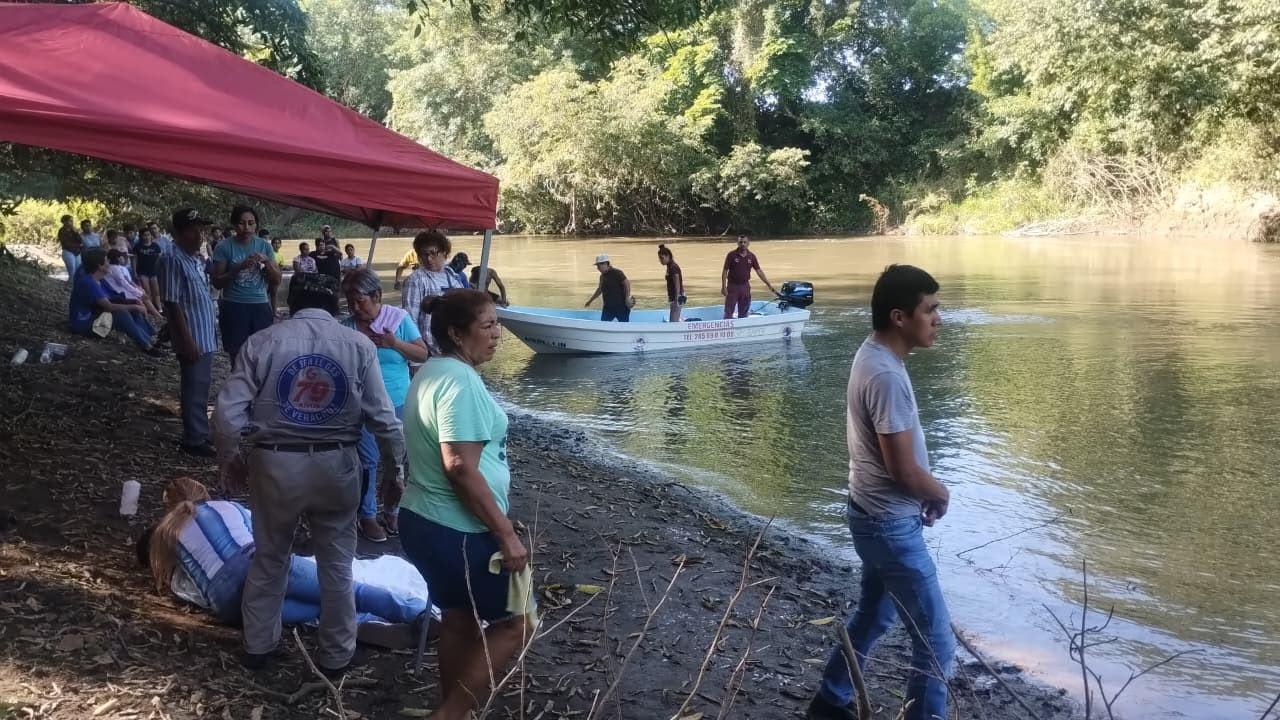 Tío y sobrino de Amatlán mueren ahogados en río Cotaxtla