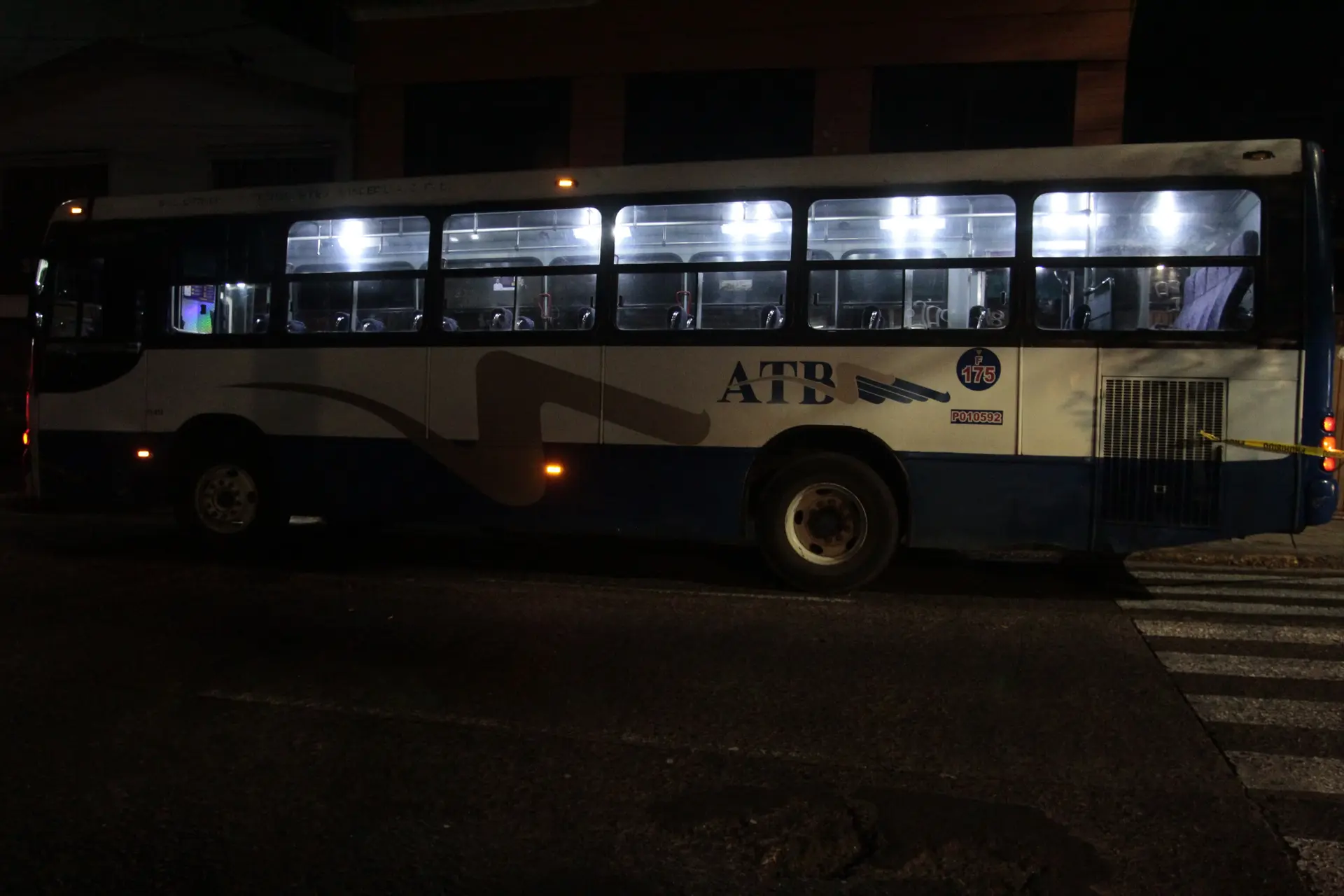 Mujer resulta herida tras disparos contra autobús en Xalapa
