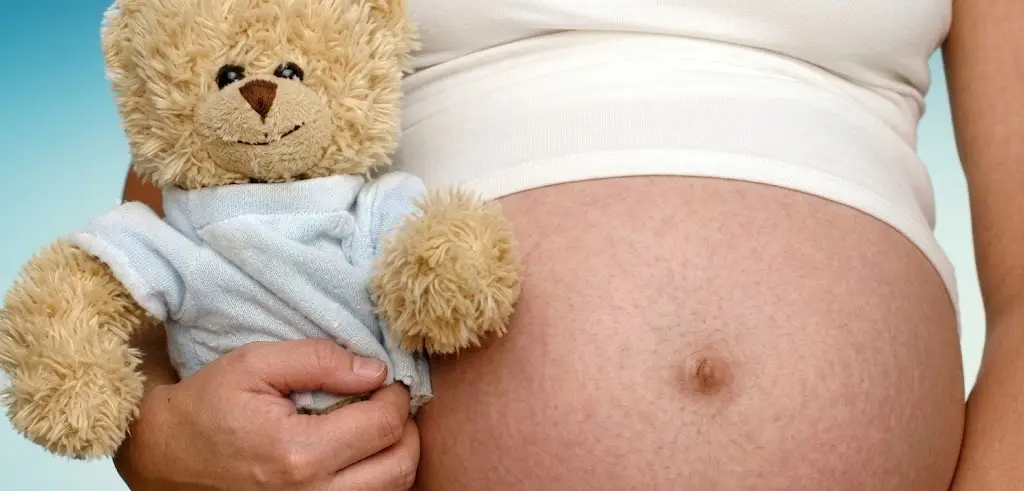 En México: 22 niñas de 10 a 14 años se convierten en madres cada día