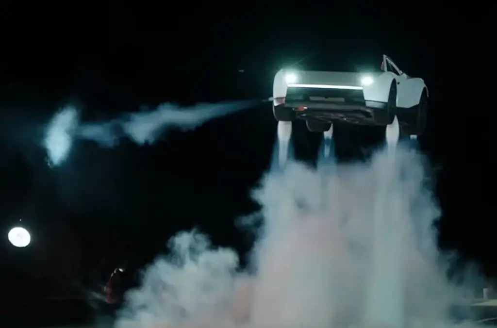 ¿Se democratizan los autos voladores? Este es el Tesla Roadster de Elon Musk