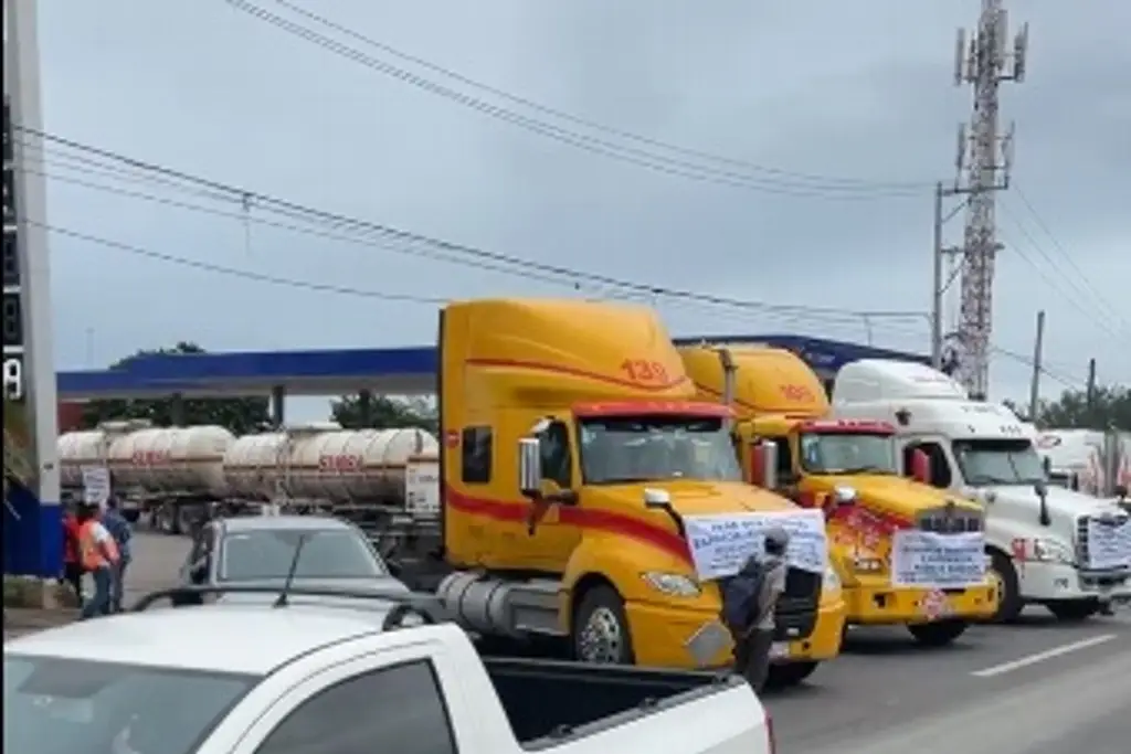 Bloquean la Veracruz – Cardel