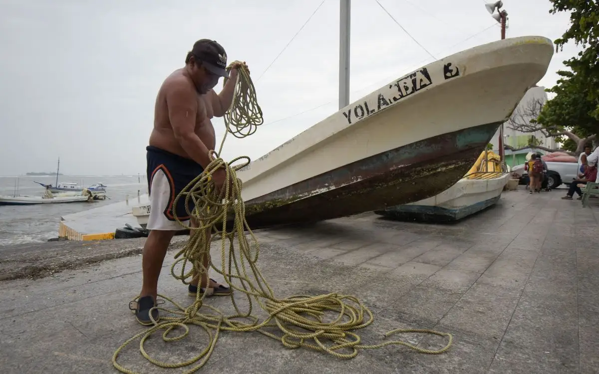 Con amparo, más de 2 mil pescadores de Tamiahua deberán ser protegidos tras derrame de hidrocarburo